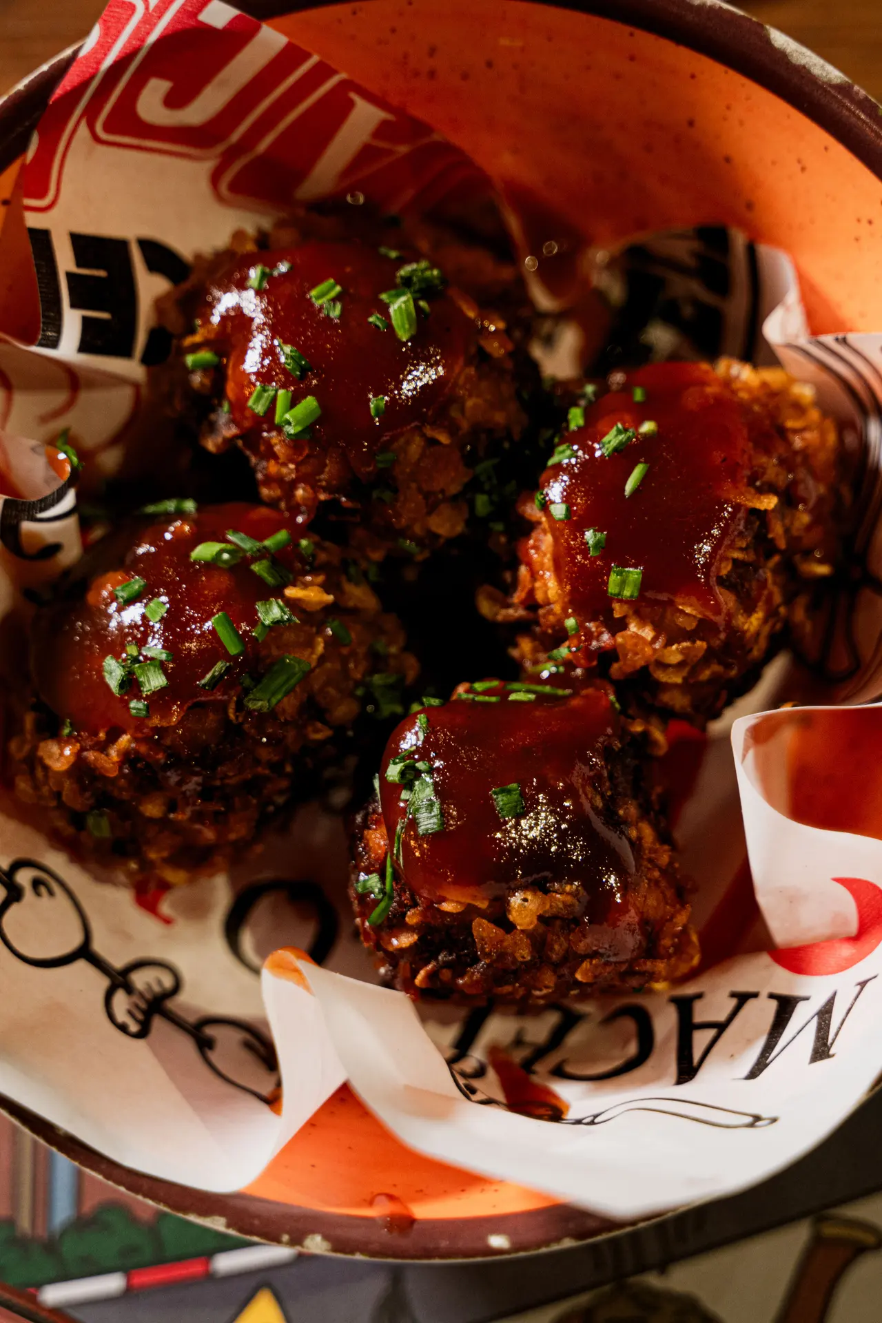 Polpette con salsa al formaggio